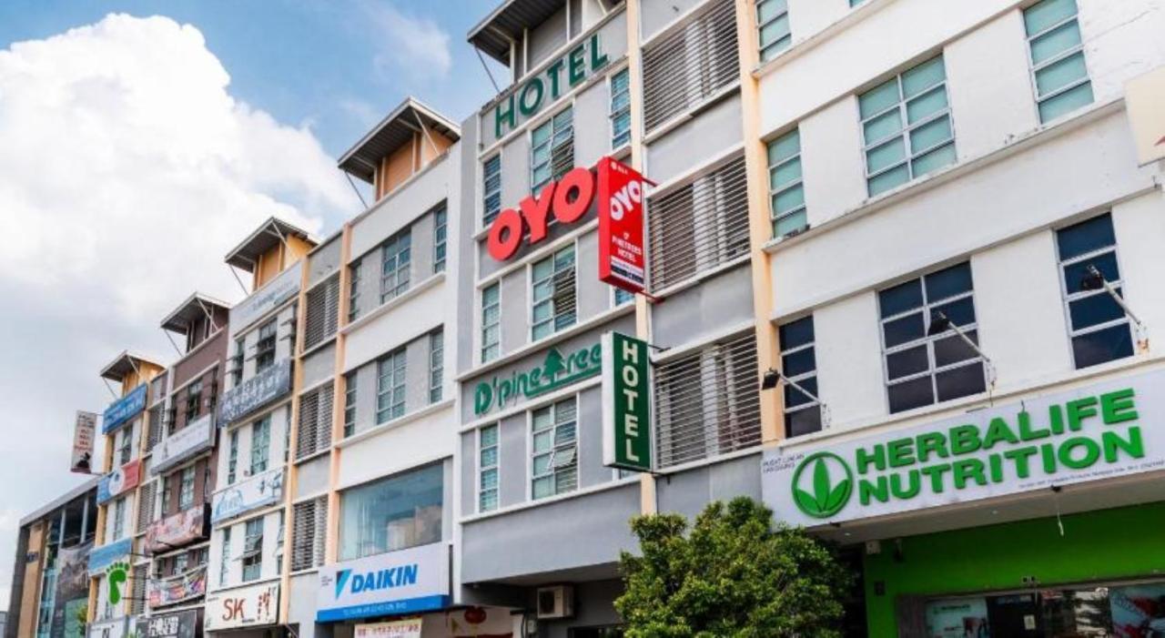 D'Pinetrees Hotel Johor Bahru Extérieur photo