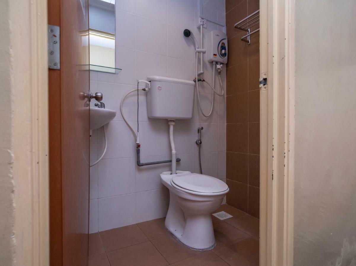 D'Pinetrees Hotel Johor Bahru Extérieur photo